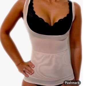 NWOT Kymar Body Shaper Top (nude color)